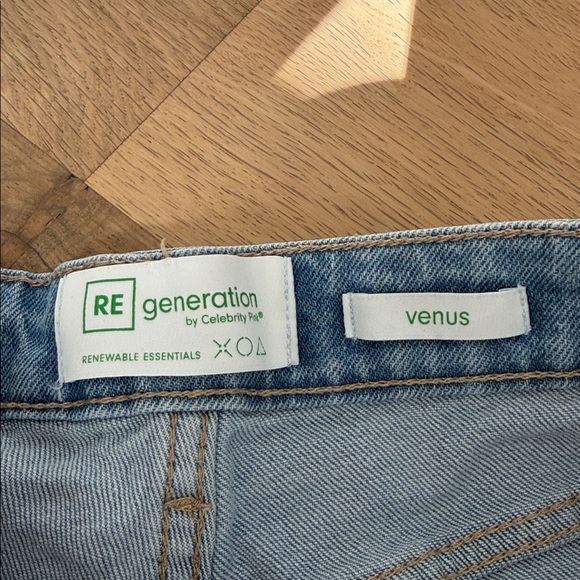 👖 Re Generation by Celebrity Pink Women’s Light Blue Denim Jeans Size 7/28 - Picture 8 of 9